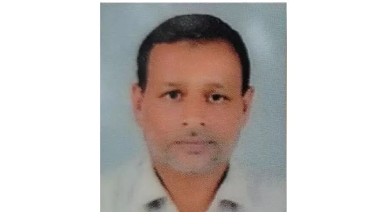 സലാലയില് പ്രവാസി മലയാളിയുടെ കൊലപാതകം; ഒമാന് പൗരന് അറസ്റ്റില് സലാലയില് പ്രവാസി മലയാളിയുടെ കൊലപാതകം; ഒമാന് പൗരന് അറസ്റ്റില്