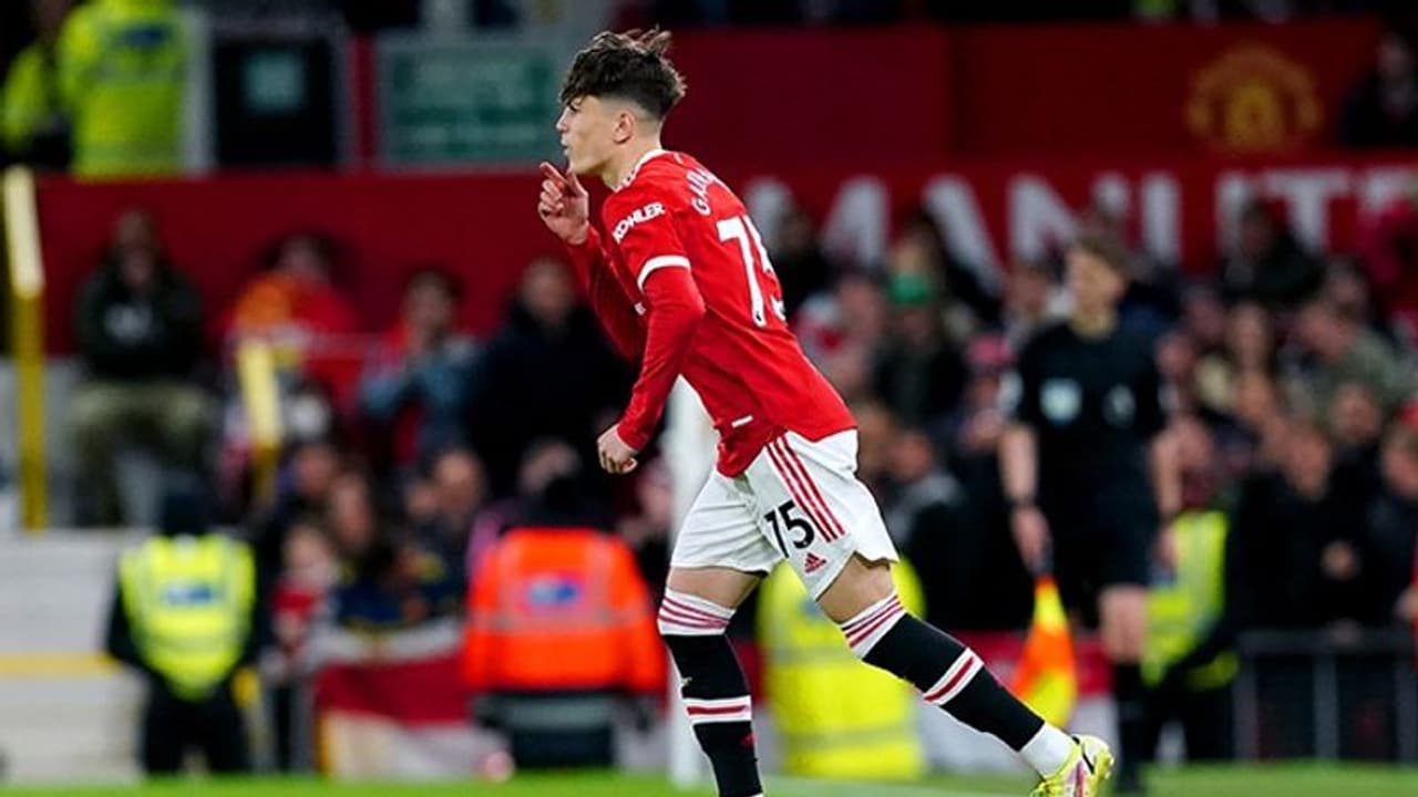 വീണ്ടും അര്ജന്റൈന് വണ്ടര്കിഡ് ഗര്നാച്ചോ! അവസാനനിമിഷ ഗോളില് മാഞ്ചസ്റ്റര് യുനൈറ്റഡിന് ജയം വീണ്ടും അര്ജന്റൈന് വണ്ടര്കിഡ് ഗര്നാച്ചോ! അവസാനനിമിഷ ഗോളില് മാഞ്ചസ്റ്റര് യുനൈറ്റഡിന് ജയം