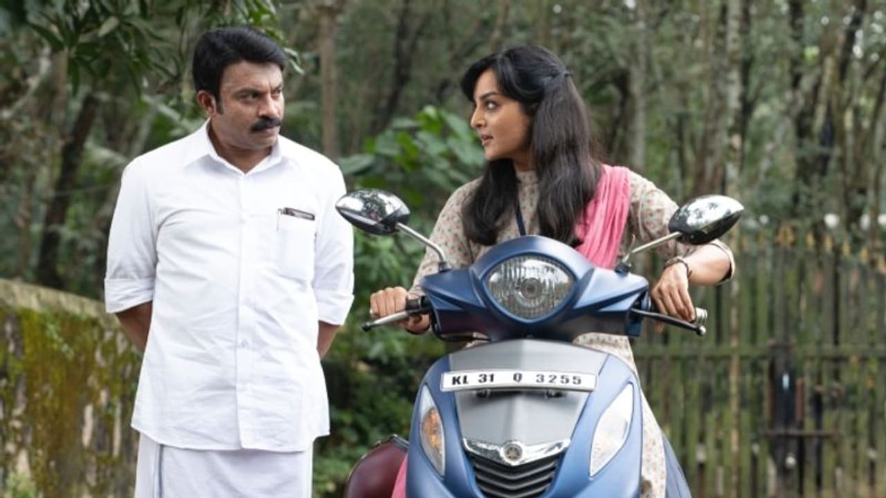 മഞ്ജു വാര്യരുടെ 'വെള്ളരിക്കാപട്ടണം' പേര് മാറ്റി; ഇനി 'വെള്ളരിപട്ടണം' മഞ്ജു വാര്യരുടെ 'വെള്ളരിക്കാപട്ടണം' പേര് മാറ്റി; ഇനി 'വെള്ളരിപട്ടണം'