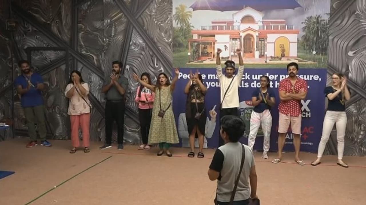 Bigg Boss 4 : ബിഗ് ബോസില് ഇനി പുതിയ ക്യാപ്റ്റന്; പ്രഖ്യാപിച്ചു Bigg Boss 4 : ബിഗ് ബോസില് ഇനി പുതിയ ക്യാപ്റ്റന്; പ്രഖ്യാപിച്ചു