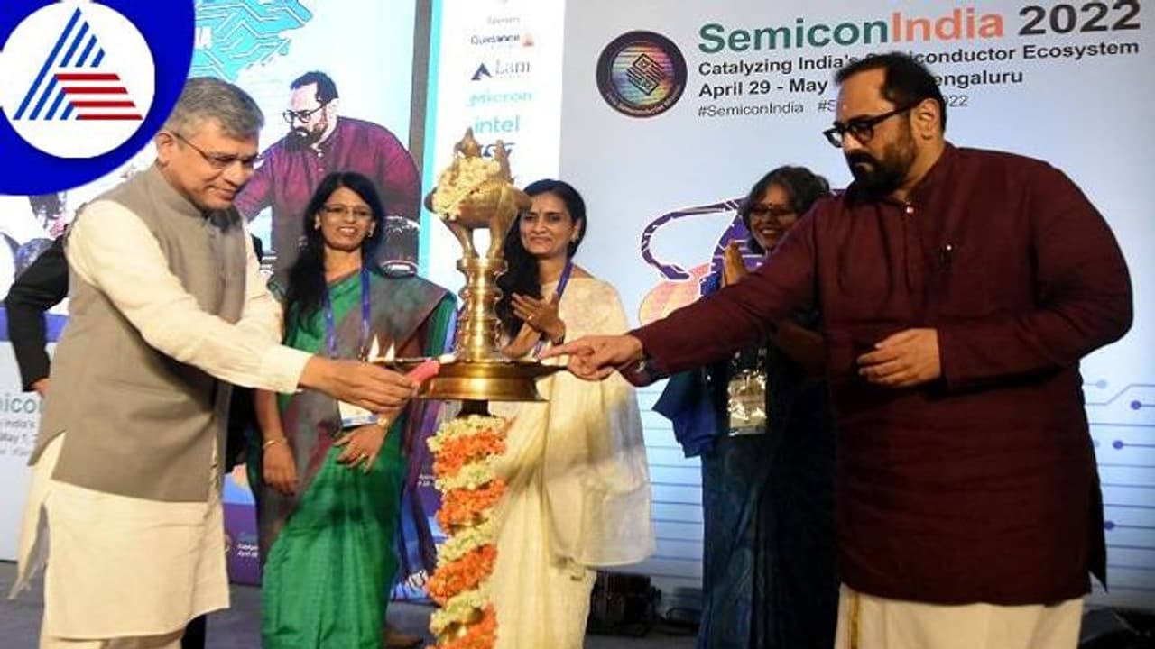 ಸೆಮಿಕಂಡಕ್ಟರ್ ಕ್ಷೇತ್ರದ ಬೆಳವಣಿಗೆಗೆ ಆದ್ಯತೆ: ಕೇಂದ್ರ ಸಚಿವ ರಾಜೀವ್ ಚಂದ್ರಶೇಖರ್ ಸೆಮಿಕಂಡಕ್ಟರ್ ಕ್ಷೇತ್ರದ ಬೆಳವಣಿಗೆಗೆ ಆದ್ಯತೆ: ಕೇಂದ್ರ ಸಚಿವ ರಾಜೀವ್ ಚಂದ್ರಶೇಖರ್