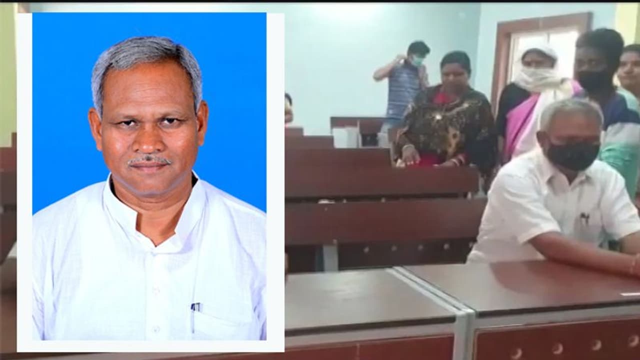 పదో తరగతి పరీక్ష రాసిన 56 ఏళ్ల ఒడిశా ఎమ్మెల్యే...