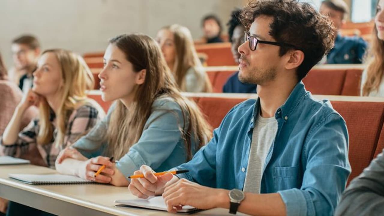 പഠനം മുടങ്ങിയവർക്ക് ആശ്വാസം; ഇന്ത്യൻ വിദ്യാർഥികൾക്ക് തിരികെ എത്താൻ സമ്മതം മൂളി ചൈന പഠനം മുടങ്ങിയവർക്ക് ആശ്വാസം; ഇന്ത്യൻ വിദ്യാർഥികൾക്ക് തിരികെ എത്താൻ സമ്മതം മൂളി ചൈന