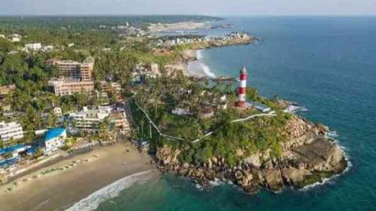 26 മാസങ്ങളായി അടഞ്ഞു കിടന്ന വിഴിഞ്ഞം ലൈറ്റ് ഹൗസ് നാളെ സന്ദർശകർക്കായി തുറക്കുന്നു 26 മാസങ്ങളായി അടഞ്ഞു കിടന്ന വിഴിഞ്ഞം ലൈറ്റ് ഹൗസ് നാളെ സന്ദർശകർക്കായി തുറക്കുന്നു