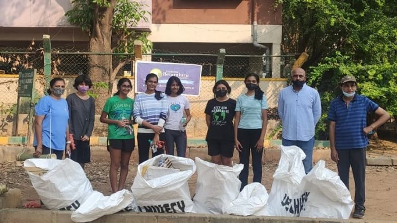 नम्मा बेंगलुरु फाउंडेशन के स्वयंसेवकों ने डोड्डनकुंडी झील के पास चलाया सफाई अभियान नम्मा बेंगलुरु फाउंडेशन के स्वयंसेवकों ने डोड्डनकुंडी झील के पास चलाया सफाई अभियान