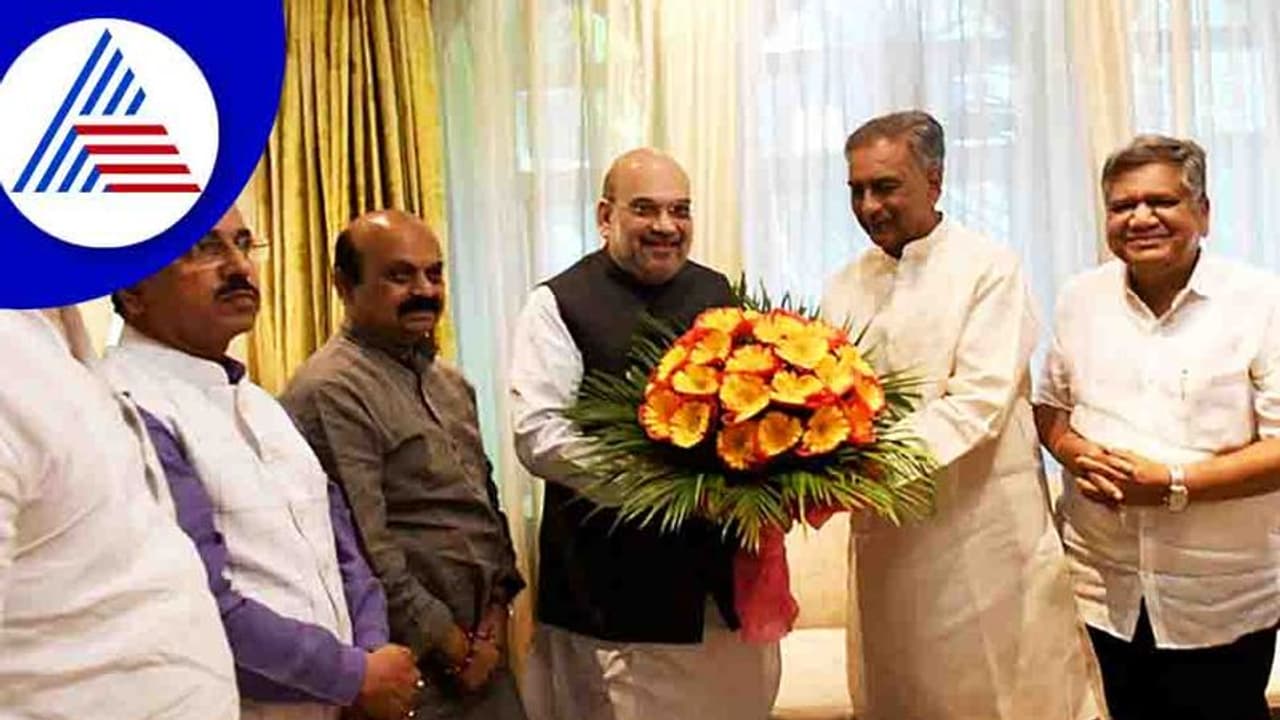 JDS ತೊರೆದು BJP ಸೇರಿದ ಪರಿಷತ್ ಸಭಾಪತಿ ಬಸವರಾಜ ಹೊರಟ್ಟಿ JDS ತೊರೆದು BJP ಸೇರಿದ ಪರಿಷತ್ ಸಭಾಪತಿ ಬಸವರಾಜ ಹೊರಟ್ಟಿ