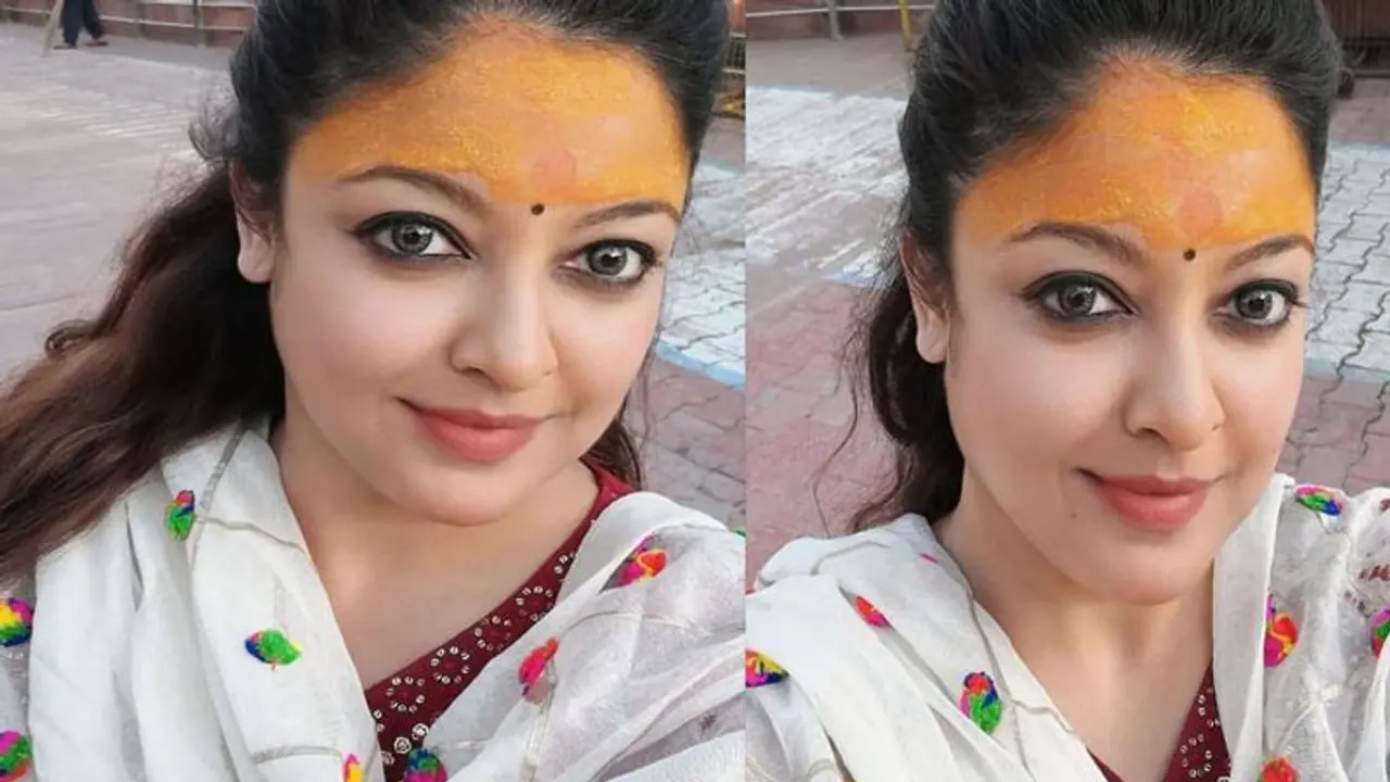 পায়ে গভীর চোট, পড়েছে কয়েকটি সেলাই , ব্রেক ফেল করে গাড়ি দুর্ঘটনায় মৃত্যুর মুখ থেকে ফিরে এলেন তনুশ্রী পায়ে গভীর চোট, পড়েছে কয়েকটি সেলাই , ব্রেক ফেল করে গাড়ি দুর্ঘটনায় মৃত্যুর মুখ থেকে ফিরে এলেন তনুশ্রী