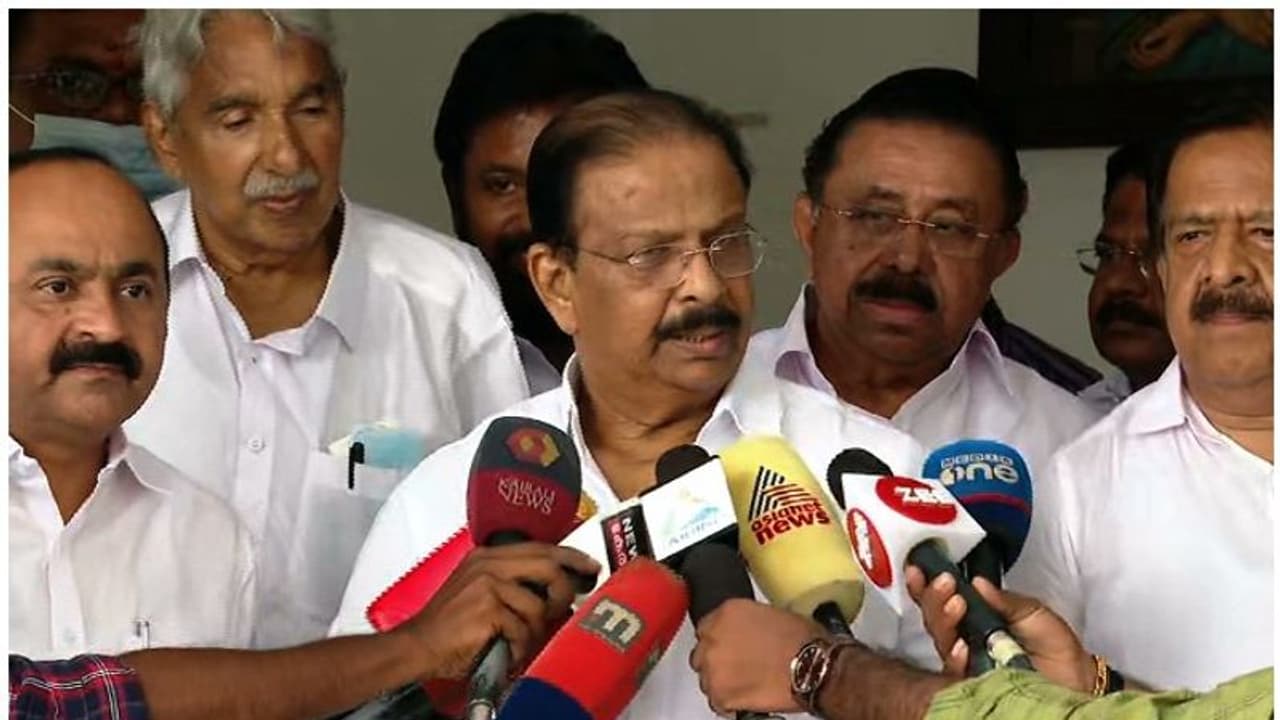 തൃക്കാക്കര നഗരസഭ പ്രചാരണത്തിൽ യുഡിഎഫിന് തിരിച്ചടിയാകുമോ? അനാവശ്യ വിവാവദങ്ങളെന്ന് യുഡിഎഫ് നേതൃത്വം തൃക്കാക്കര നഗരസഭ പ്രചാരണത്തിൽ യുഡിഎഫിന് തിരിച്ചടിയാകുമോ? അനാവശ്യ വിവാവദങ്ങളെന്ന് യുഡിഎഫ് നേതൃത്വം