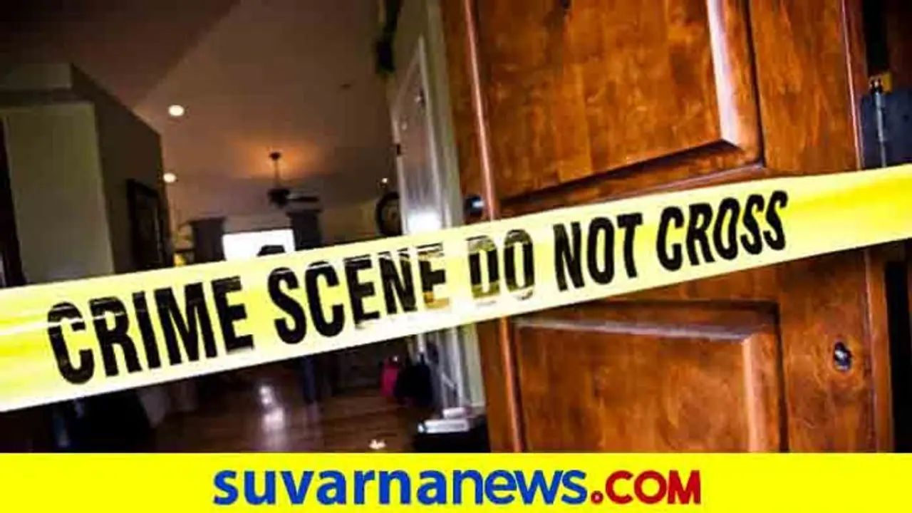 Chitradurga Crime: ಜಮೀನು ವಿವಾದ: ವ್ಯಕ್ತಿಯ ಮೇಲೆ ಪೆಟ್ರೋಲ್ ಸುರಿದು ಸಜೀವ ದಹನಕ್ಕೆ ಯತ್ನ Chitradurga Crime: ಜಮೀನು ವಿವಾದ: ವ್ಯಕ್ತಿಯ ಮೇಲೆ ಪೆಟ್ರೋಲ್ ಸುರಿದು ಸಜೀವ ದಹನಕ್ಕೆ ಯತ್ನ