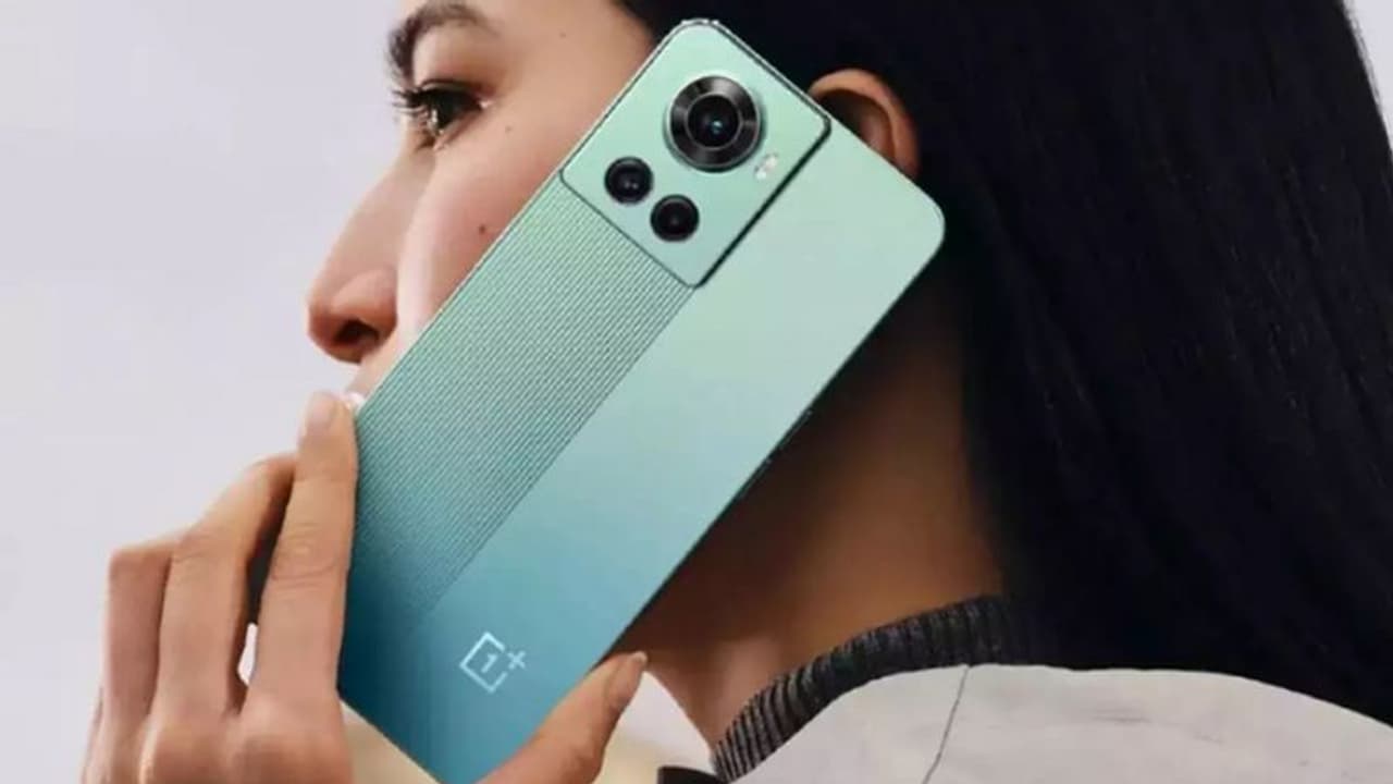 आज दोपहर 12 बजे शुरू होगी OnePlus 10R स्मार्टफोन की पहली सेल, ऐसे मिलेगा 2,000 रुपए का इंस्टैंट डिस्काउंट आज दोपहर 12 बजे शुरू होगी OnePlus 10R स्मार्टफोन की पहली सेल, ऐसे मिलेगा 2,000 रुपए का इंस्टैंट डिस्काउंट