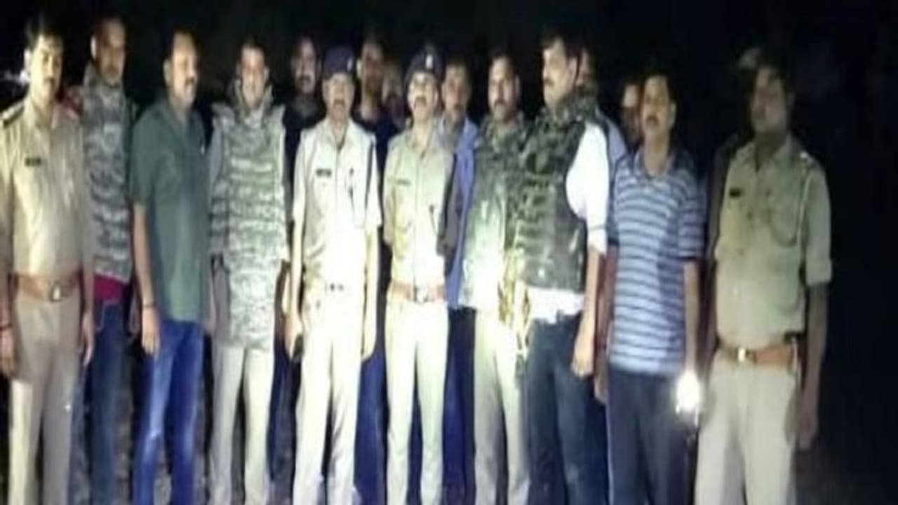 प्रयागराज सामूहिक हत्याकांड के आरोपियों के साथ पुलिस की हुई मुठभेड़, 7 आरोपी हुए गिरफ्तार