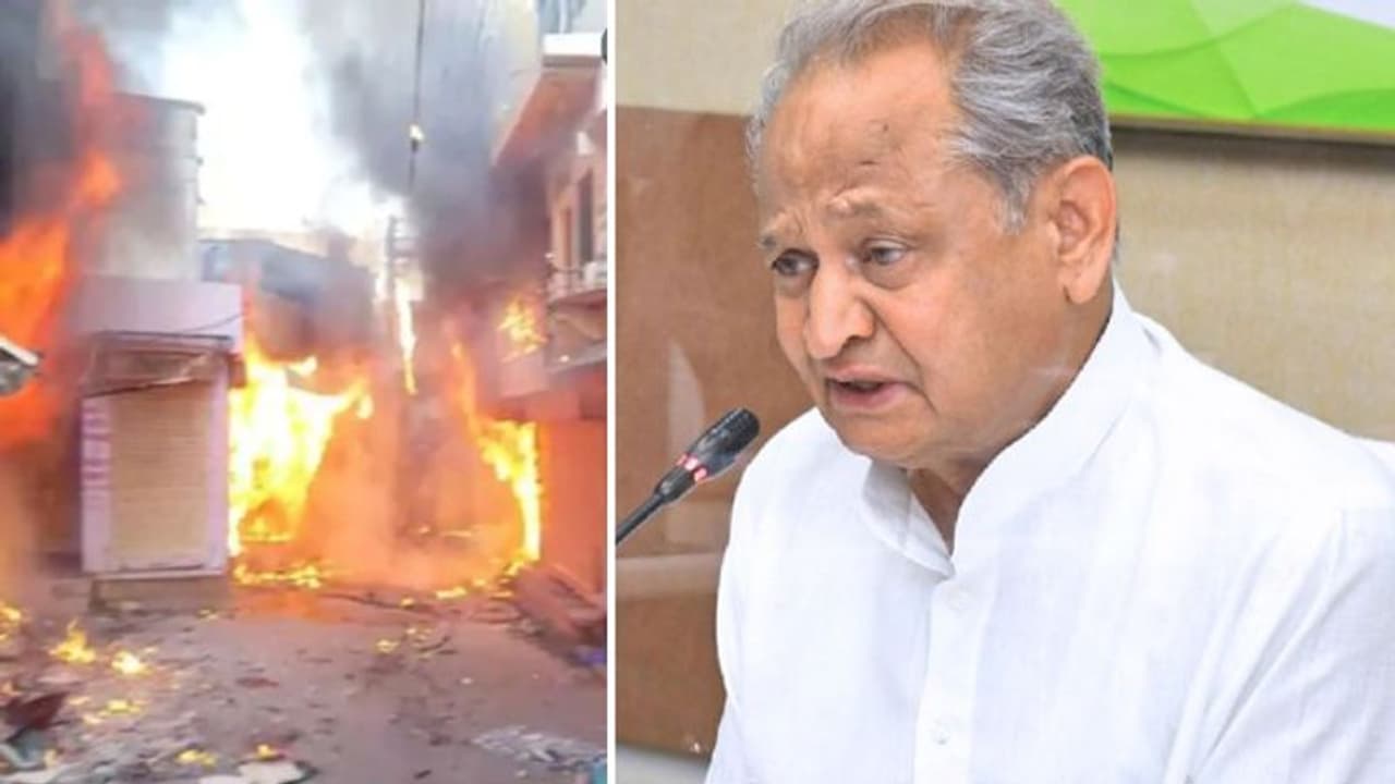 राजस्थान में 3 साल कांग्रेस सरकार के कार्यकाल में इतनी बार हो चुके दंगे, करोड़ों की सम्पत्ति हो चुकी नष्ट राजस्थान में 3 साल कांग्रेस सरकार के कार्यकाल में इतनी बार हो चुके दंगे, करोड़ों की सम्पत्ति हो चुकी नष्ट