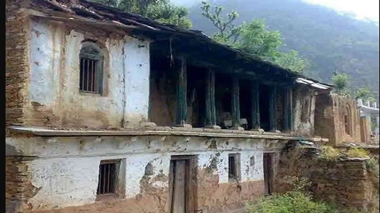 खाली होते पहाड़ी गांव राष्ट्रीय सुरक्षा के लिए भी बन रहे खतरा, हो रहे पलायन को लेकर मांगी गई रिपोर्ट खाली होते पहाड़ी गांव राष्ट्रीय सुरक्षा के लिए भी बन रहे खतरा, हो रहे पलायन को लेकर मांगी गई रिपोर्ट