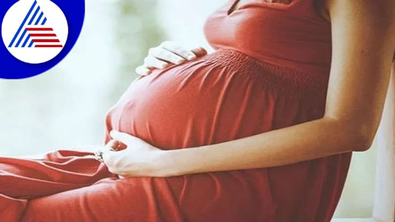 ಮಗುವಿಗೆ ಜನ್ಮ ನೀಡಿ 11 ಲಕ್ಷ ರೂ. ಗಳಿಸಿ, ಚೀನಾ ಕಂಪೆನಿಯ ಹೊಸ ಆಫರ್ ! ಮಗುವಿಗೆ ಜನ್ಮ ನೀಡಿ 11 ಲಕ್ಷ ರೂ. ಗಳಿಸಿ, ಚೀನಾ ಕಂಪೆನಿಯ ಹೊಸ ಆಫರ್ !