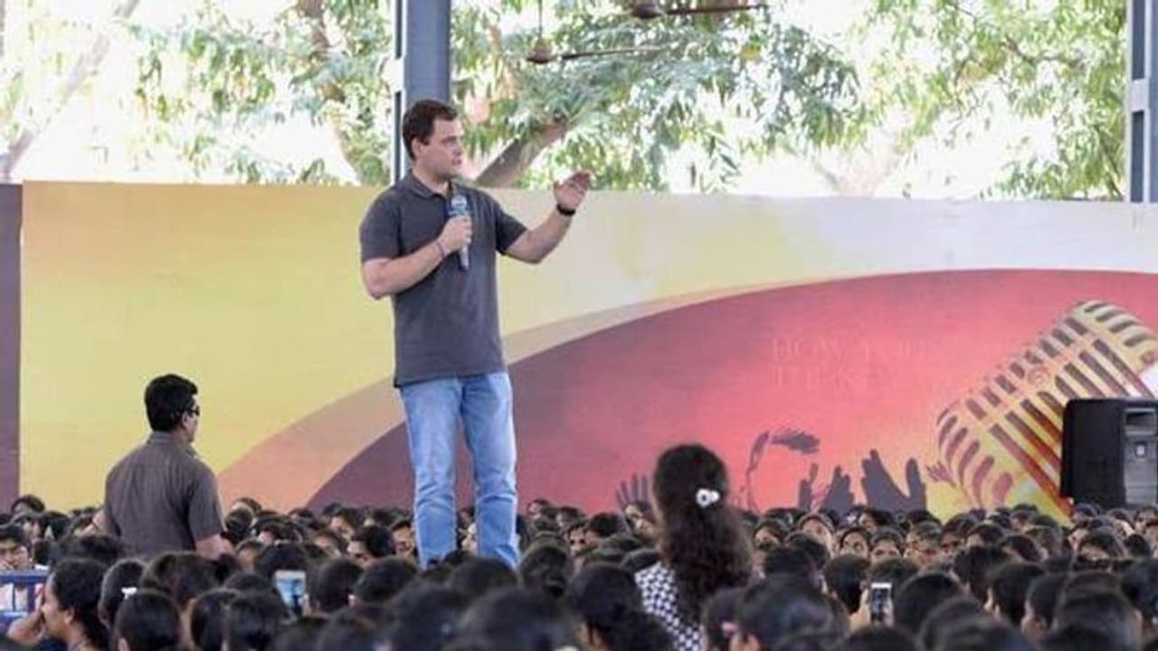 கல்லூரி மாணவர்களுடன் ராகுல் காந்தி..! கலந்துரையாடல் நிகழ்ச்சிக்கு தடை...? அதிர்ச்சியில் காங்கிரஸ்..!