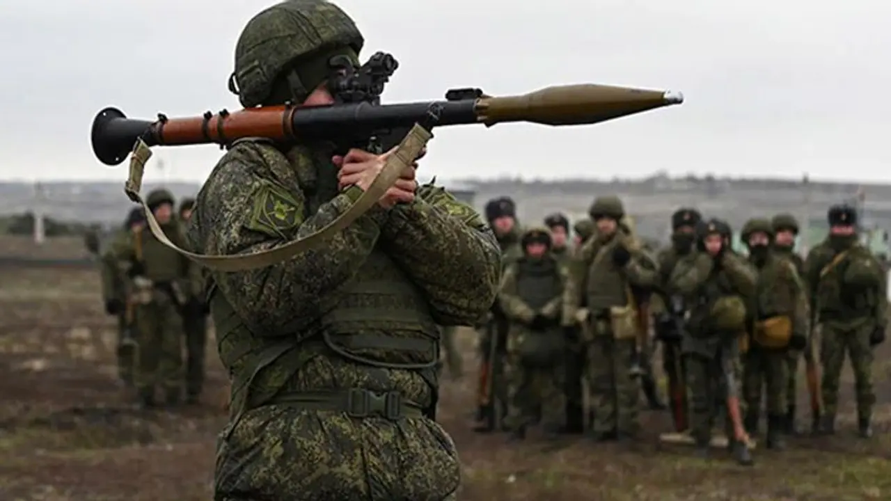 रूस ने ' डमी न्यूक्लियर मिसाइल अटैक' की प्रैक्टिस करके दुनियाभर को टेंशन दी, सबको 9 मई का इंतजार रूस ने ' डमी न्यूक्लियर मिसाइल अटैक' की प्रैक्टिस करके दुनियाभर को टेंशन दी, सबको 9 मई का इंतजार