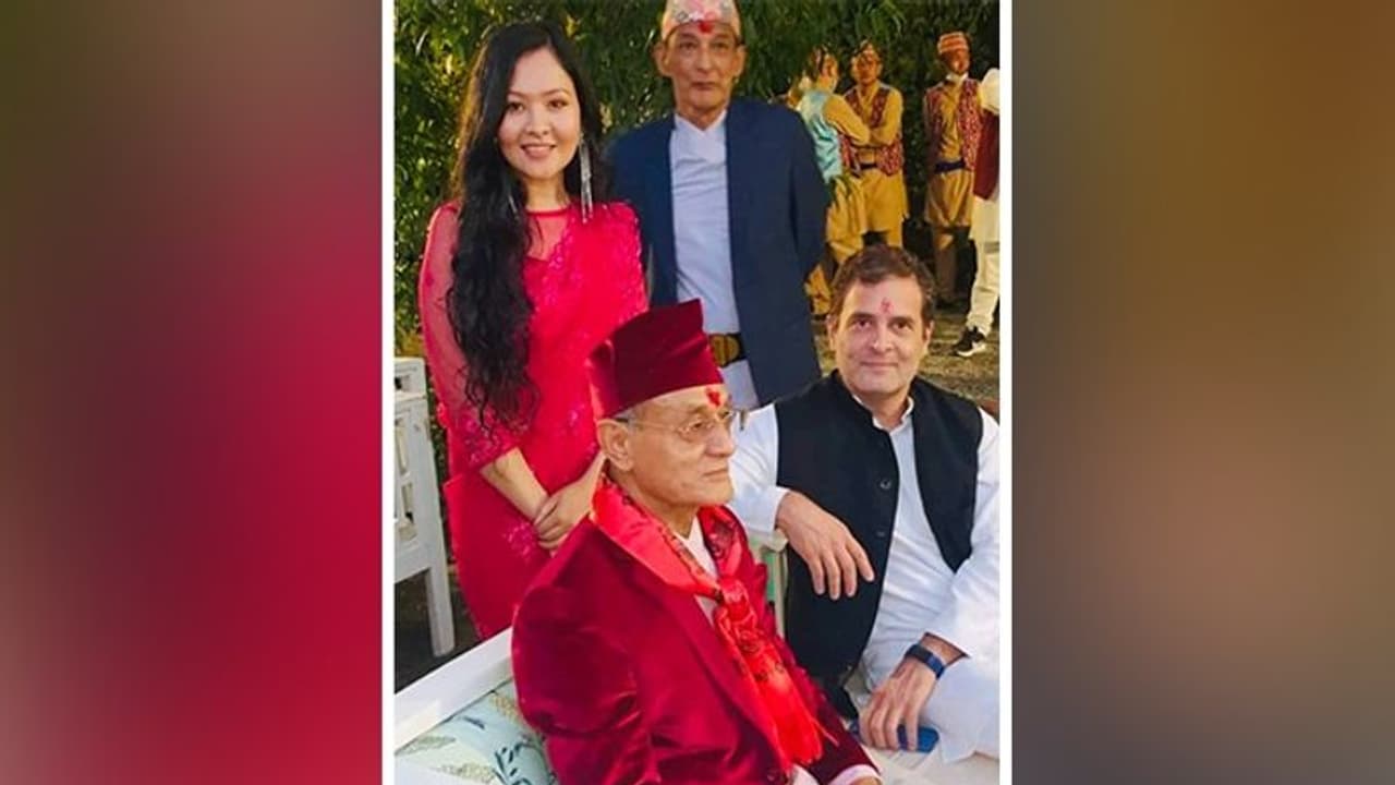 Humble and simple: Nepali singer Saraswoti Khatri after meeting Rahul Gandhi Humble and simple: Nepali singer Saraswoti Khatri after meeting Rahul Gandhi