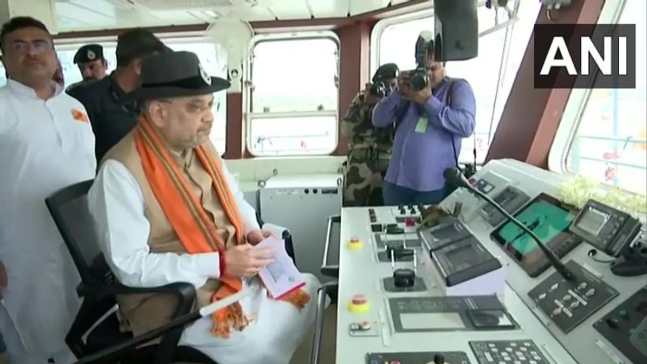 রাজ্যে অমিত শাহ, হিঙ্গলগঞ্জে বিএসএফ র ভাসমান আউটপোস্ট উদ্বোধন কেন্দ্রীয় মন্ত্রীর রাজ্যে অমিত শাহ, হিঙ্গলগঞ্জে বিএসএফ র ভাসমান আউটপোস্ট উদ্বোধন কেন্দ্রীয় মন্ত্রীর