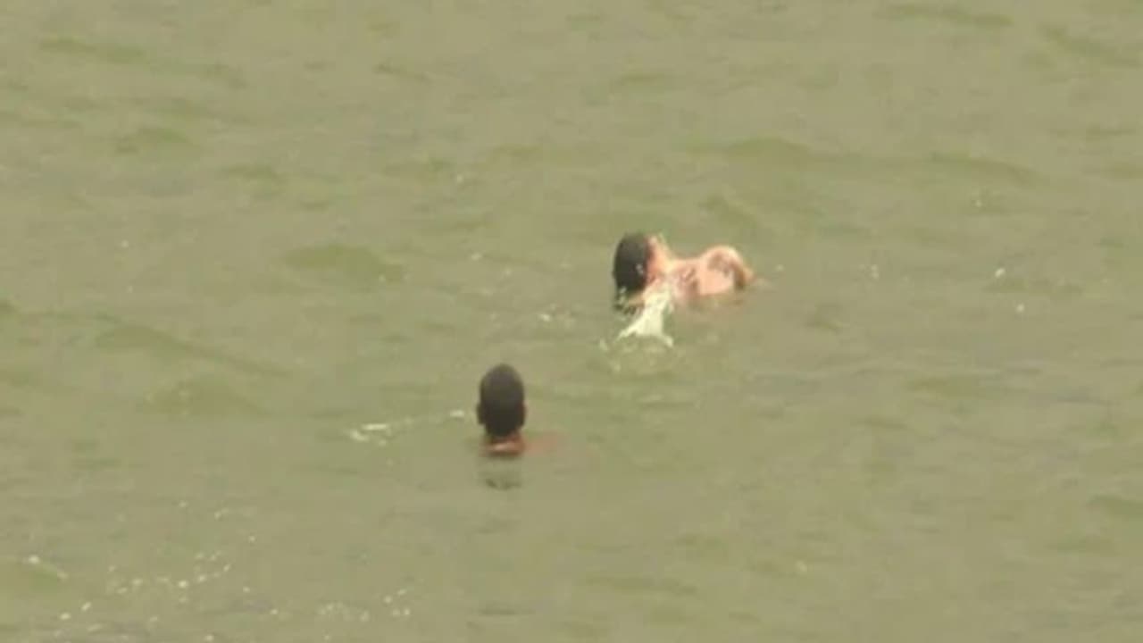 बिहार की गंगा नदी में एक साथ तैरती मिलीं 5 लाशें, लोगों को याद आया वो भयानक मंजर