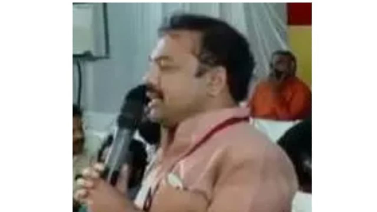 വിദ്വേഷ പരാമർശം; ഖത്തറിലെ മലയാളം മിഷൻ കോ ഓർഡിനേറ്റർ ദുർഗാദാസിനെ ചുമതലകളിൽ നിന്ന് നീക്കി വിദ്വേഷ പരാമർശം; ഖത്തറിലെ മലയാളം മിഷൻ കോ ഓർഡിനേറ്റർ ദുർഗാദാസിനെ ചുമതലകളിൽ നിന്ന് നീക്കി