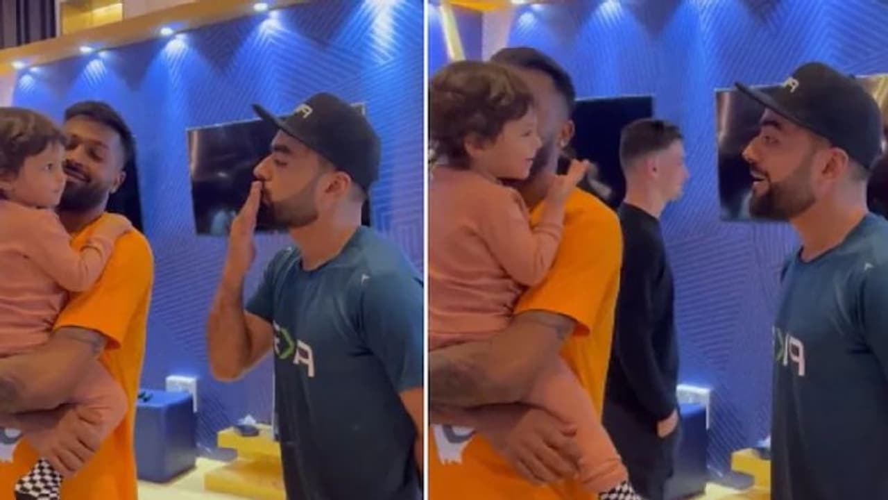 IPL 2022: ಹಾರ್ದಿಕ್‌ ಪಾಂಡ್ಯ ಪುತ್ರ ಅಗಸ್ತ್ಯನಿಂದ ರಶೀದ್ ಖಾನ್‌ಗೆ ಪ್ಲೈಯಿಂಗ್ ಕಿಸ್‌..! ವಿಡಿಯೋ ವೈರಲ್