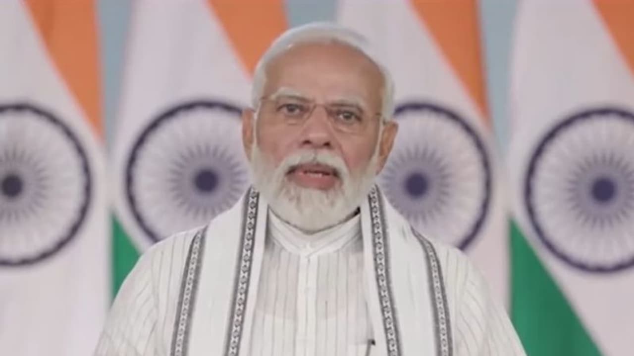 पीएम मोदी ने की गेहूं आपूर्ति, स्टॉक और निर्यात की समीक्षा, कहा सुनिश्चित हो गुणवत्ता मानदंडों का पालन पीएम मोदी ने की गेहूं आपूर्ति, स्टॉक और निर्यात की समीक्षा, कहा सुनिश्चित हो गुणवत्ता मानदंडों का पालन