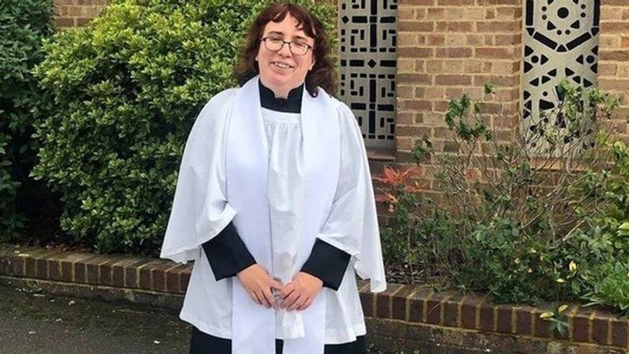 രണ്ടുവട്ടം അബോർഷൻ വേണ്ടിവന്ന പുരോഹിത പറയുന്നു, സ്ത്രീകൾക്ക് ഗർഭച്ഛിദ്രത്തിനുള്ള അവകാശം വേണം രണ്ടുവട്ടം അബോർഷൻ വേണ്ടിവന്ന പുരോഹിത പറയുന്നു, സ്ത്രീകൾക്ക് ഗർഭച്ഛിദ്രത്തിനുള്ള അവകാശം വേണം