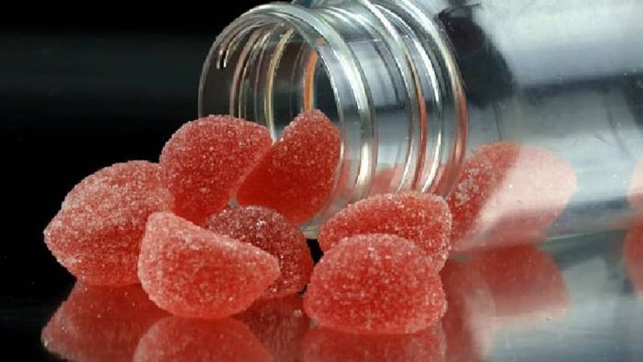 കഞ്ചാവ് അടങ്ങിയ ഗമ്മി കഴിച്ച് നാലുവയസുകാരന് മരിച്ചു; അമ്മയ്ക്കെതിരെ കൊലക്കുറ്റം കഞ്ചാവ് അടങ്ങിയ ഗമ്മി കഴിച്ച് നാലുവയസുകാരന് മരിച്ചു; അമ്മയ്ക്കെതിരെ കൊലക്കുറ്റം