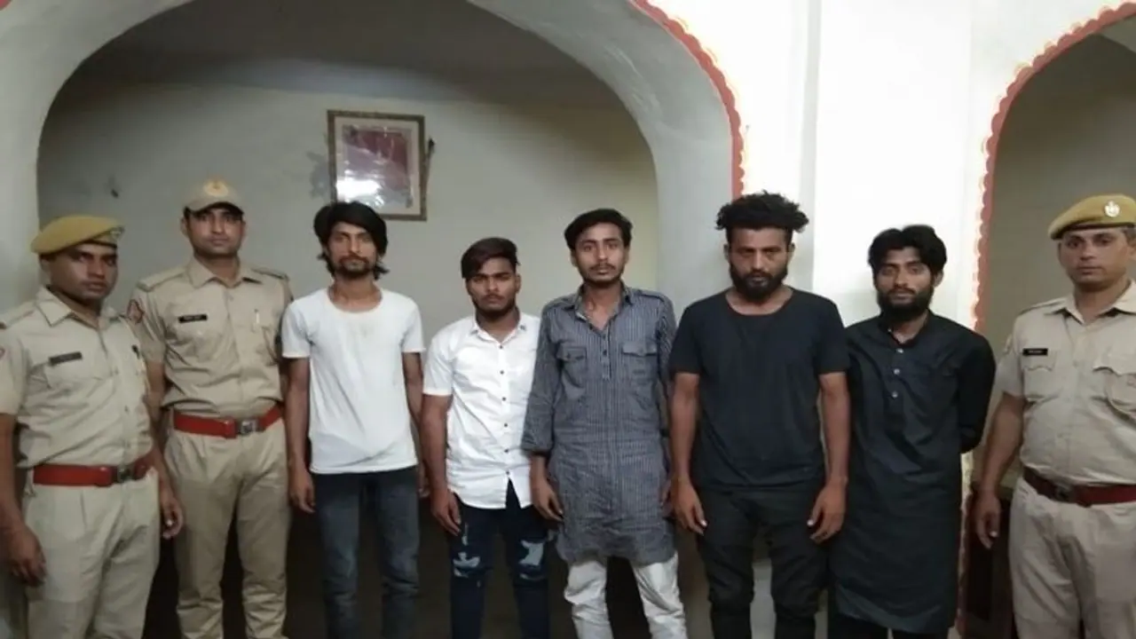 जयपुर में महज 30 रुपए के लिए 2 भाइयों का मर्डर, बदमाशों ने गाजर मूली की तरह काट डाला जयपुर में महज 30 रुपए के लिए 2 भाइयों का मर्डर, बदमाशों ने गाजर मूली की तरह काट डाला