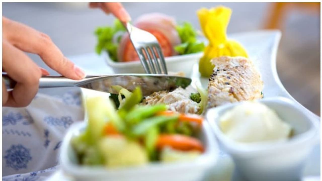 Foods Cause Shigella : ഷിഗല്ല ; ഭക്ഷണകാര്യത്തിൽ ശ്രദ്ധിക്കേണ്ട ചിലത്...