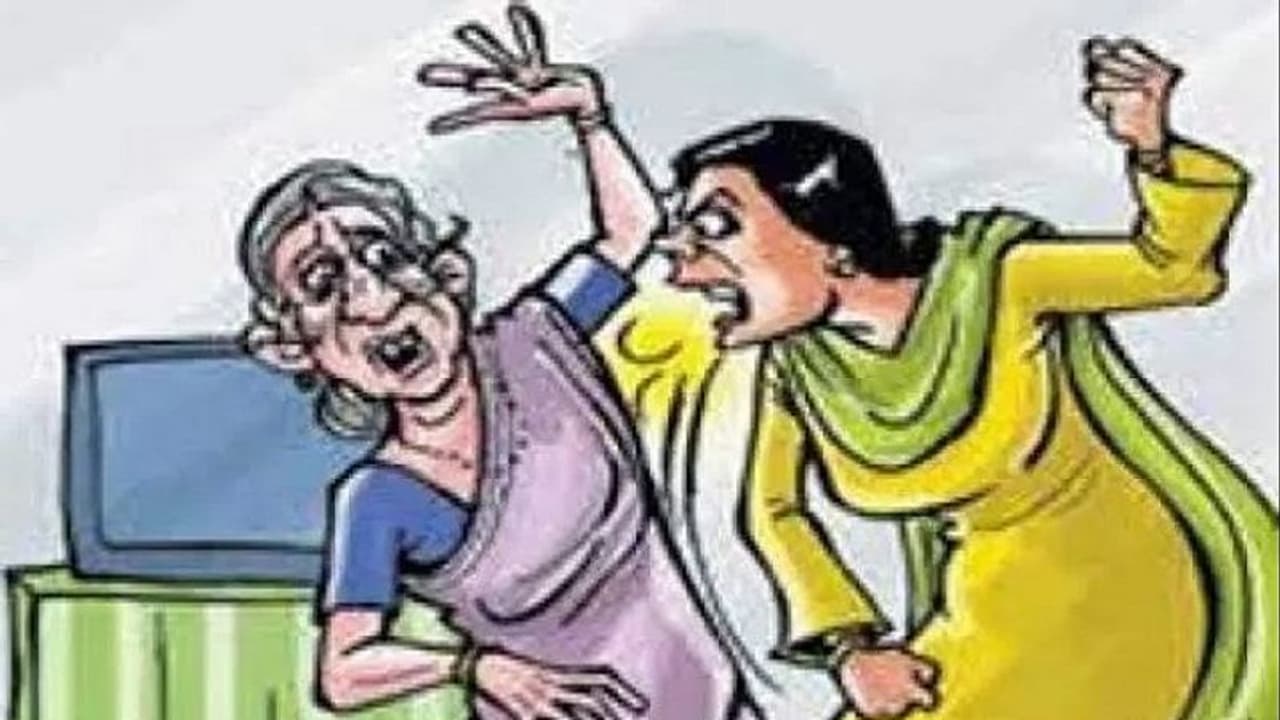 मेरठ में सास बहु के बीच जमकर हुई मारपीट, थाने पहुंचने के बाद अचानक ही गायब हुए दोनों पक्ष मेरठ में सास बहु के बीच जमकर हुई मारपीट, थाने पहुंचने के बाद अचानक ही गायब हुए दोनों पक्ष