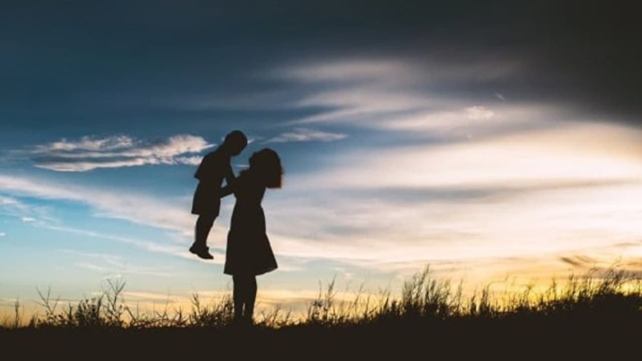 పటాన్ చెరులో కొడుకు కోసం ఇద్దరు తల్లుల పోరాటం: హెచ్ఆర్సీలో కొండల్ నాయక్ పిటిషన్ పటాన్ చెరులో కొడుకు కోసం ఇద్దరు తల్లుల పోరాటం: హెచ్ఆర్సీలో కొండల్ నాయక్ పిటిషన్