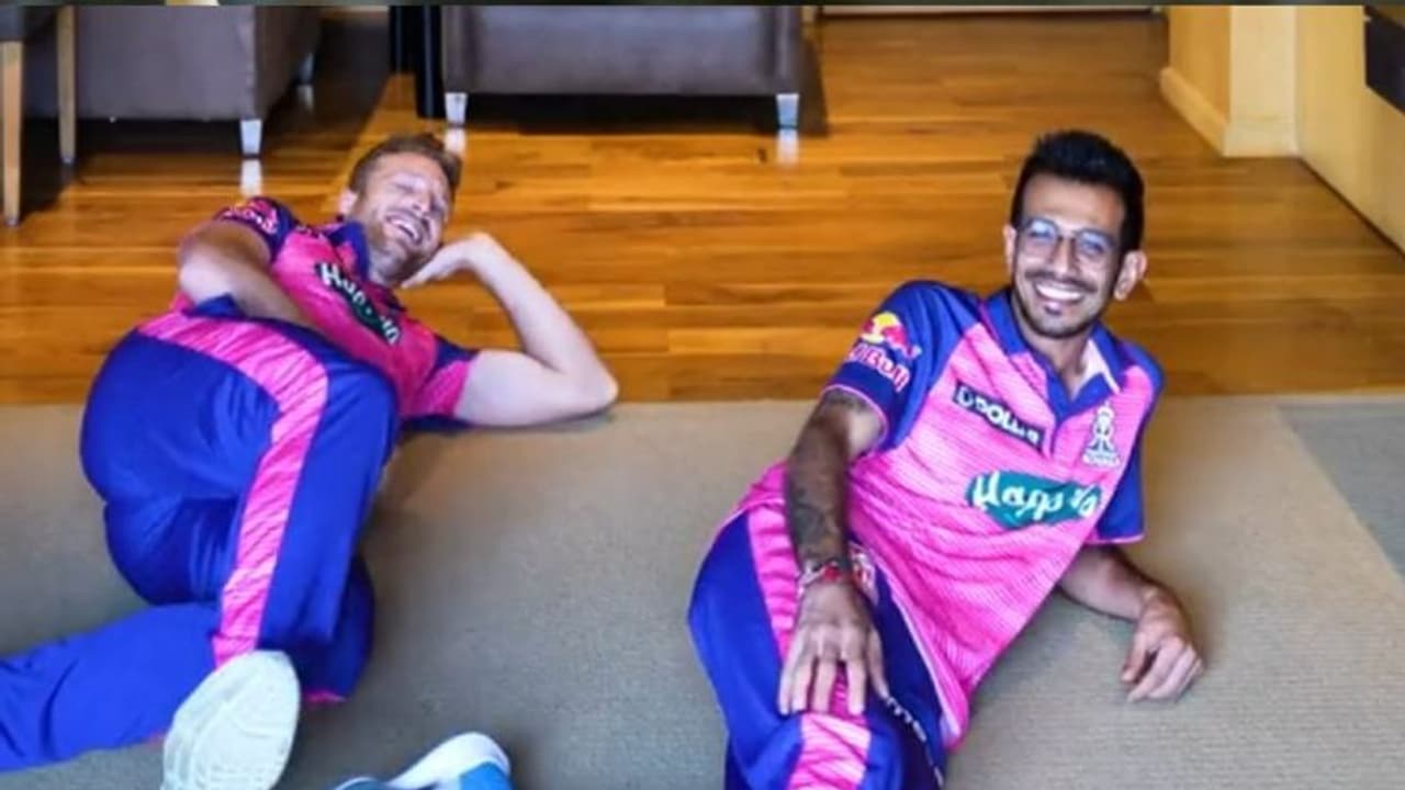 IPL2022 :RR VS PBKS: நடனத்திலும் கலக்கல்: ட்ரண்டாகும் பட்லருடன் சேர்ந்து டான்ஸ் ஆடி ரசிக்கவைத்த சஹல் வீடியோ IPL2022 :RR VS PBKS: நடனத்திலும் கலக்கல்: ட்ரண்டாகும் பட்லருடன் சேர்ந்து டான்ஸ் ஆடி ரசிக்கவைத்த சஹல் வீடியோ