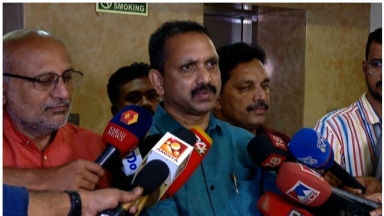 പി സി ജോർജ് പ്രീണന രാഷ്ട്രീയത്തിന്റെ ഇര, അറസ്റ്റ് പോപ്പുലർ ഫ്രണ്ടിനു മുഖ്യമന്ത്രി കൊടുത്ത ഉറപ്പ്: ബിജെപി പി സി ജോർജ് പ്രീണന രാഷ്ട്രീയത്തിന്റെ ഇര, അറസ്റ്റ് പോപ്പുലർ ഫ്രണ്ടിനു മുഖ്യമന്ത്രി കൊടുത്ത ഉറപ്പ്: ബിജെപി