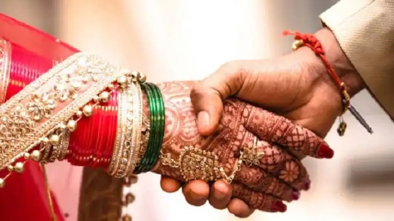 বিয়ের আগে সঙ্গীর মন নয়, সম্পত্তির খবর নিতে পছন্দ করেন এই চার রাশি ছেলে মেয়েরা বিয়ের আগে সঙ্গীর মন নয়, সম্পত্তির খবর নিতে পছন্দ করেন এই চার রাশি ছেলে মেয়েরা