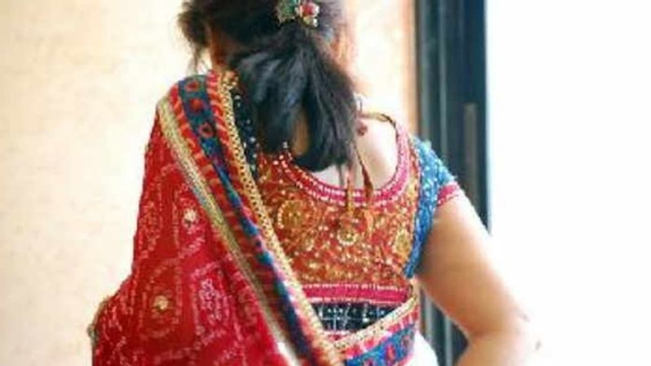 जयपुर में पति कनाडा गया तो पत्नी कर गई कांड, सास ससुर से बोली मेरे पिता हत्या कर चुके हैं, चुप रहना नहीं तो जयपुर में पति कनाडा गया तो पत्नी कर गई कांड, सास ससुर से बोली मेरे पिता हत्या कर चुके हैं, चुप रहना नहीं तो