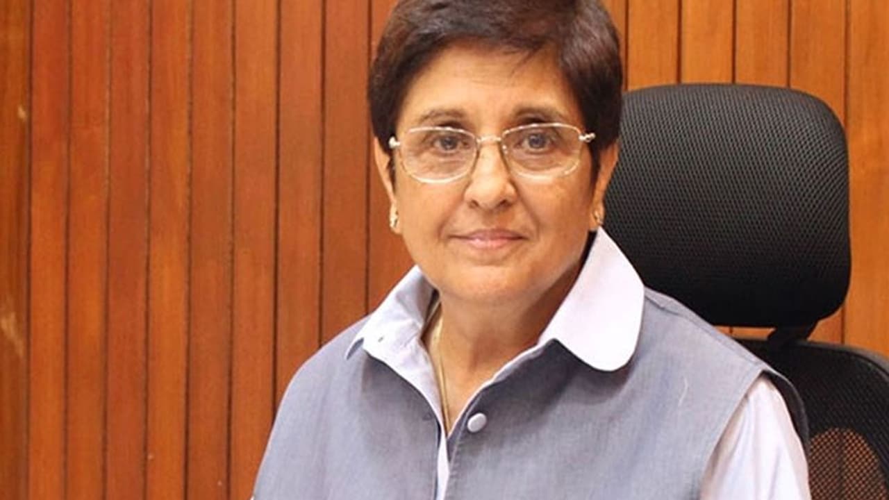 புதுச்சேரி முன்னாள் ஆளுநர் கிரண்பேடி பாதுகாப்பிற்கு ரூ.1.28 கோடி செலவு.. ஆர்.டி. ஐ யில் தெரிய வந்த அதிர்ச்சி.. புதுச்சேரி முன்னாள் ஆளுநர் கிரண்பேடி பாதுகாப்பிற்கு ரூ.1.28 கோடி செலவு.. ஆர்.டி. ஐ யில் தெரிய வந்த அதிர்ச்சி..