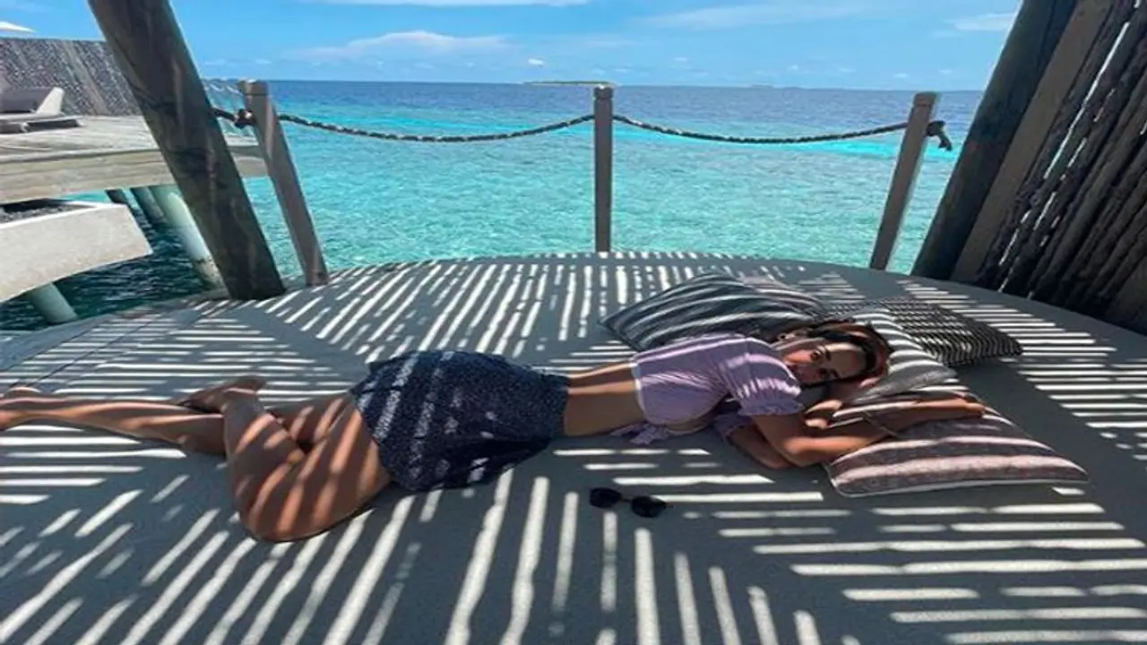 Disha Patani का स्टनिंग लुक देखकर वीकेंड हो जाएगा हराभरा, Tiger Shroff को बार बार याद दिला रहीं ये ड्रेस