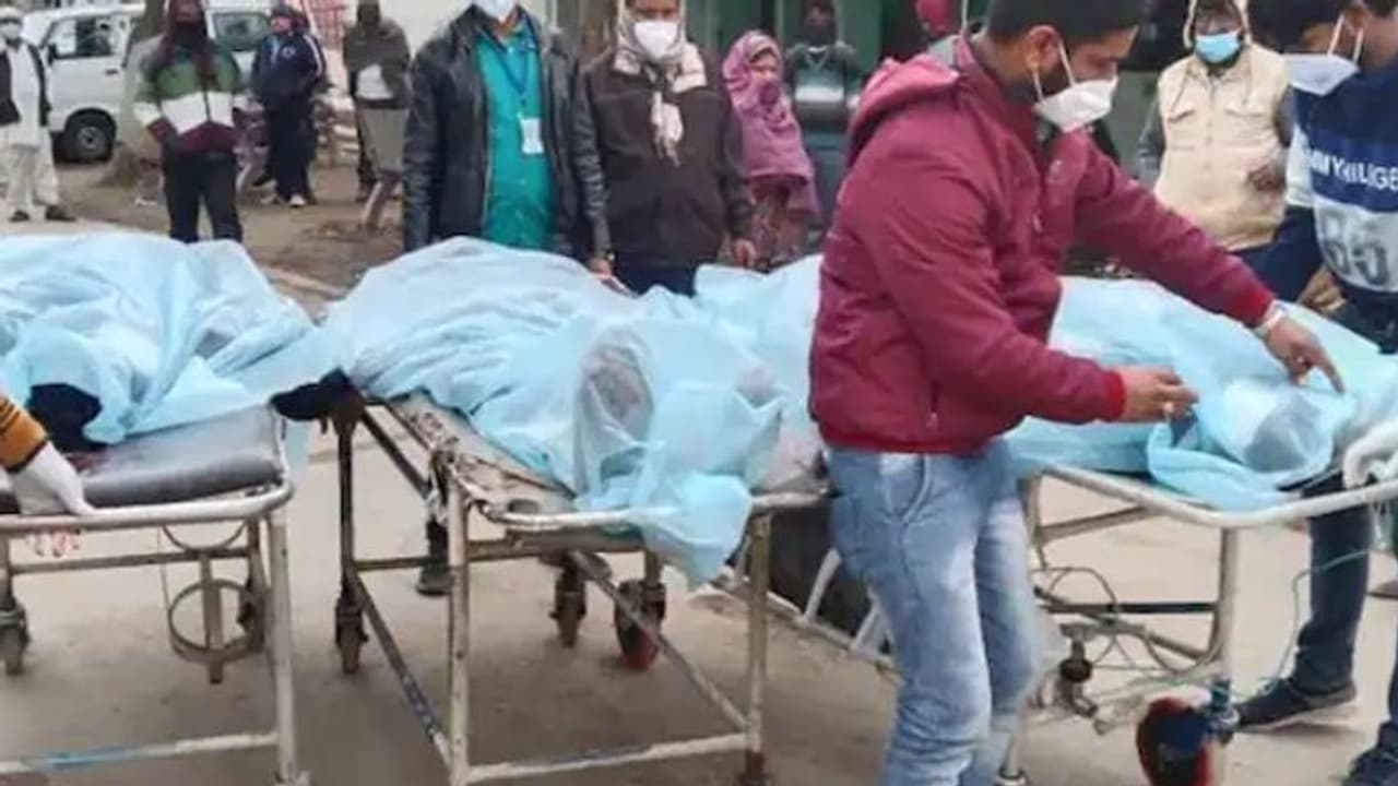 राजस्थान में 2 दोस्तों की दर्दनाक मौत, हादसा इतना भयानक कि सड़क पर चिपके लाश के टुकड़े