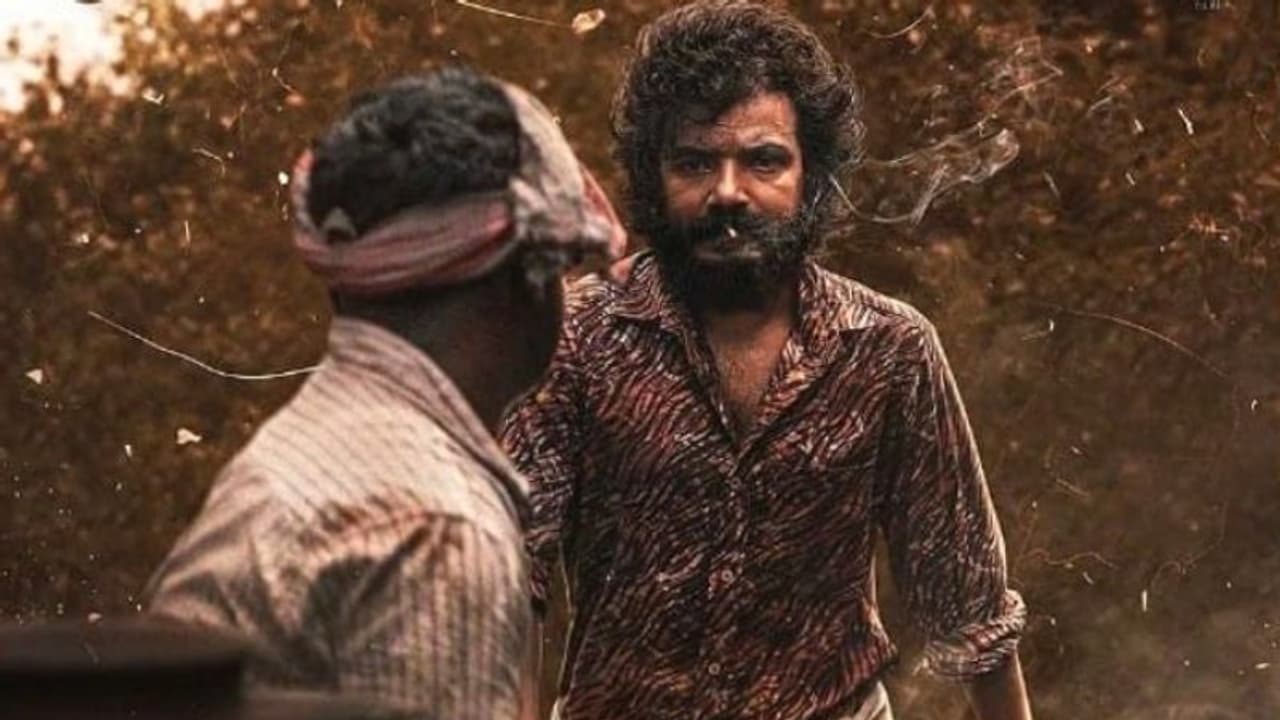 Chattambi First Look : 'ചട്ടമ്പി'യാവാന്‍ ശ്രീനാഥ് ഭാസി; സംവിധാന അരങ്ങേറ്റത്തിന് അഭിലാഷ് കുമാര്‍