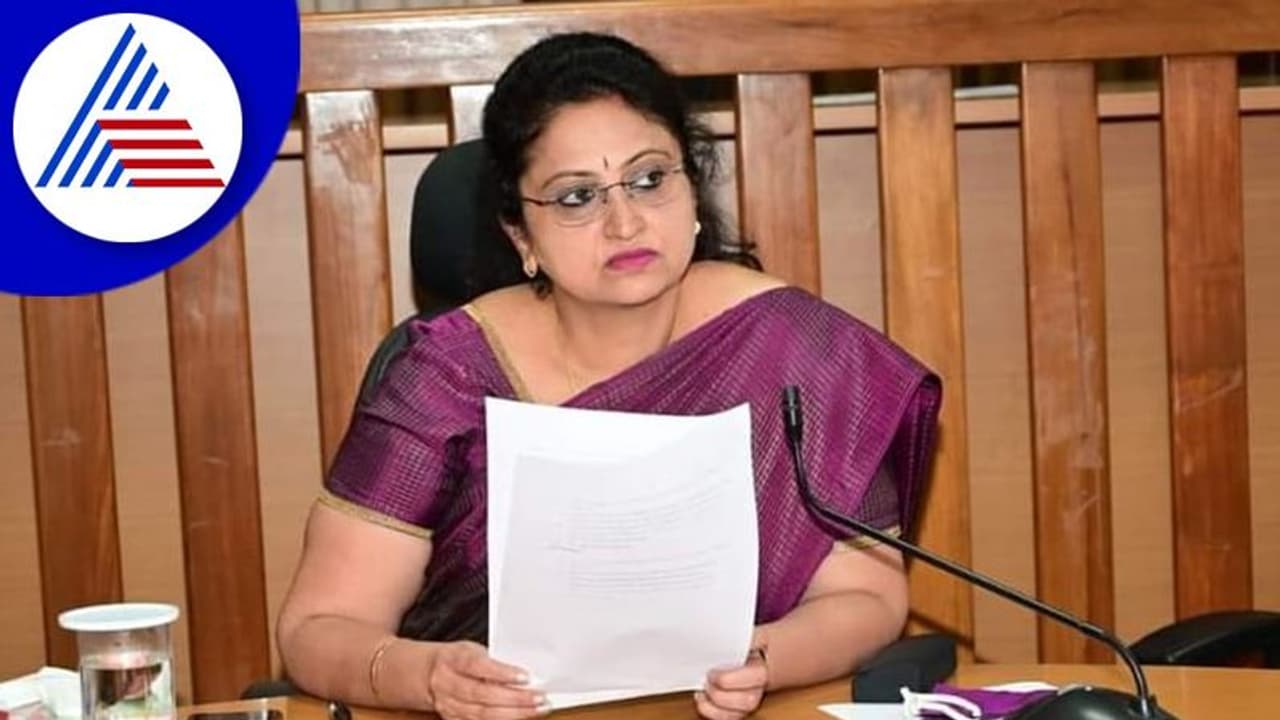 ಸಕಾಲ ಯೋಜನೆ ಅನುಷ್ಠಾನದಲ್ಲಿ ಅರ್ಧ ಶತಕ ಬಾರಿಸಿದ ಚಿಕ್ಕಬಳ್ಳಾಪುರ: ಆರ್.ಲತಾ