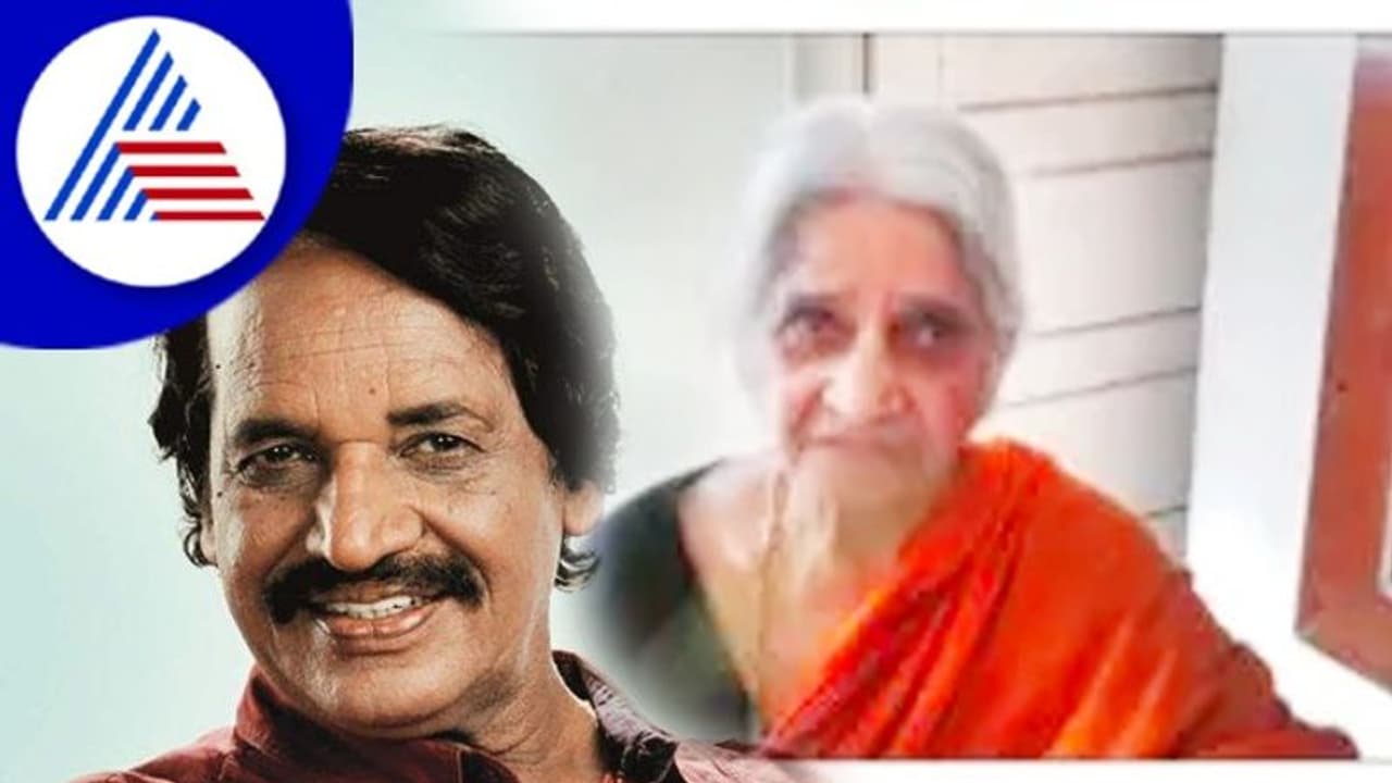 ಬಾಗಿಲು ಹಾಕ್ಕೊಂದು ಕೂತಿರ್ತಿದ್ದೆ, ಅಮ್ಮ ಬಗ್ಗಿ ನೋಡುತ್ತಿದ್ದರು: ಸೀತಾರಾಮ್ ಬಾಗಿಲು ಹಾಕ್ಕೊಂದು ಕೂತಿರ್ತಿದ್ದೆ, ಅಮ್ಮ ಬಗ್ಗಿ ನೋಡುತ್ತಿದ್ದರು: ಸೀತಾರಾಮ್