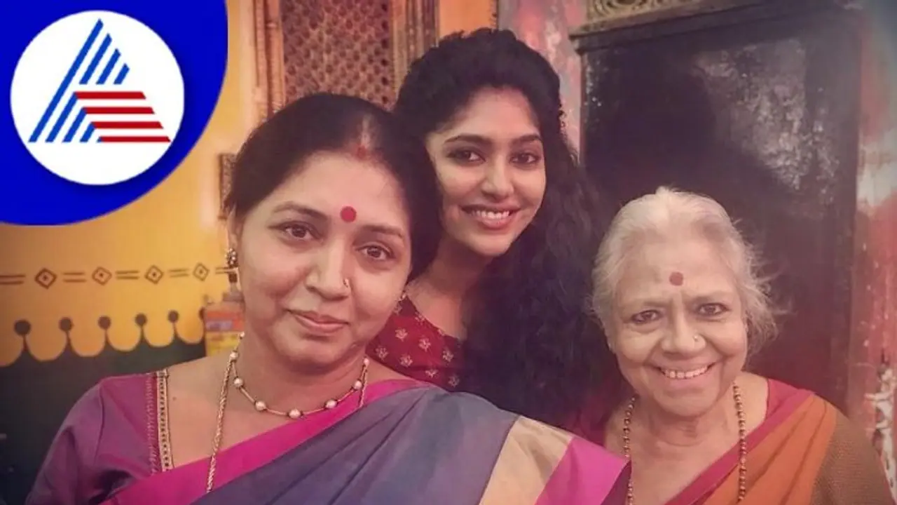 ಶೋ ಮಸ್ಟ್ ಗೋ ಆನ್ ಅನ್ನುತ್ತಿದ್ದ ಅಮ್ಮ: ಸುಧಾ ಬೆಳವಾಡಿ