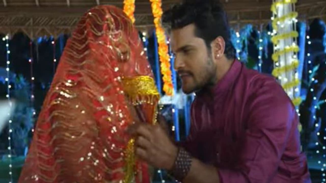 खेसारी लाल यादव काजल राघवानी के रोमांटिक सांग ने बढ़ाई हलचल, भोजपुरी गाना 'सुहागरात का प्लान' की बढ़ी डिमांड खेसारी लाल यादव काजल राघवानी के रोमांटिक सांग ने बढ़ाई हलचल, भोजपुरी गाना 'सुहागरात का प्लान' की बढ़ी डिमांड