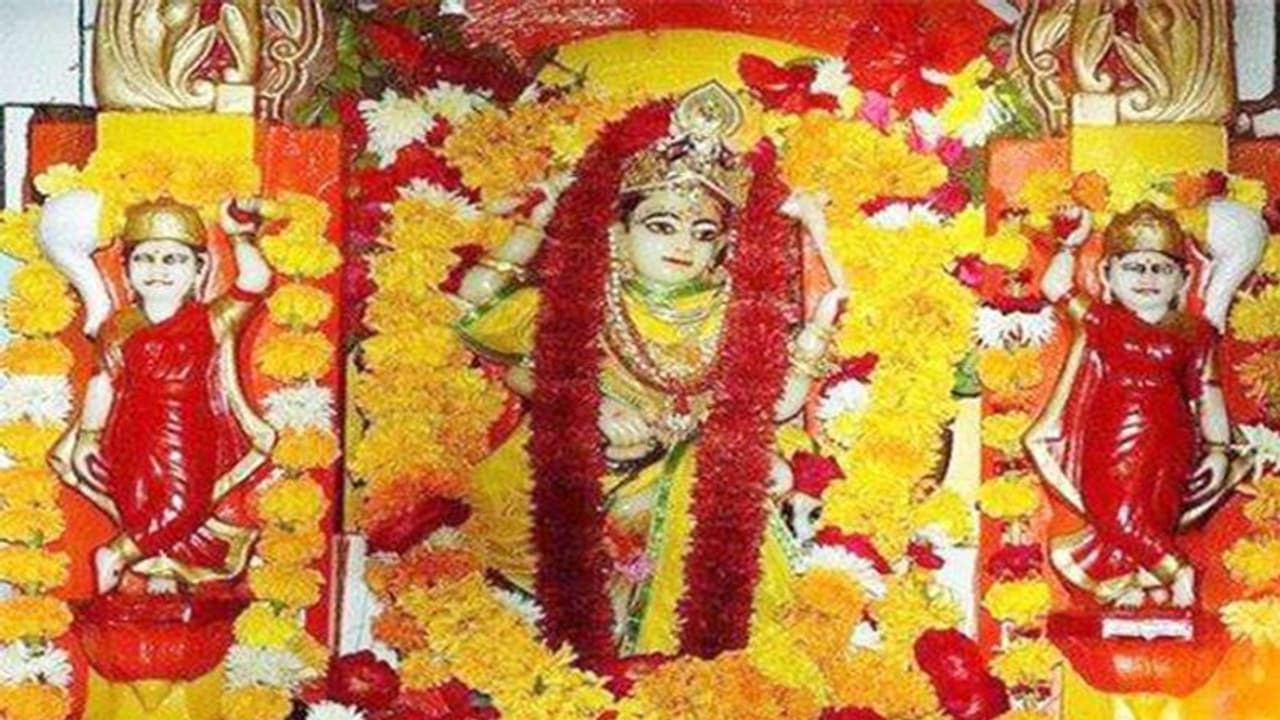 तंत्र मंत्र के लिए प्रसिद्ध है देवी का ये मंदिर, भारत चीन युद्ध के दौरान PM नेहरू ने यहां करवाई थी विशेष पूजा