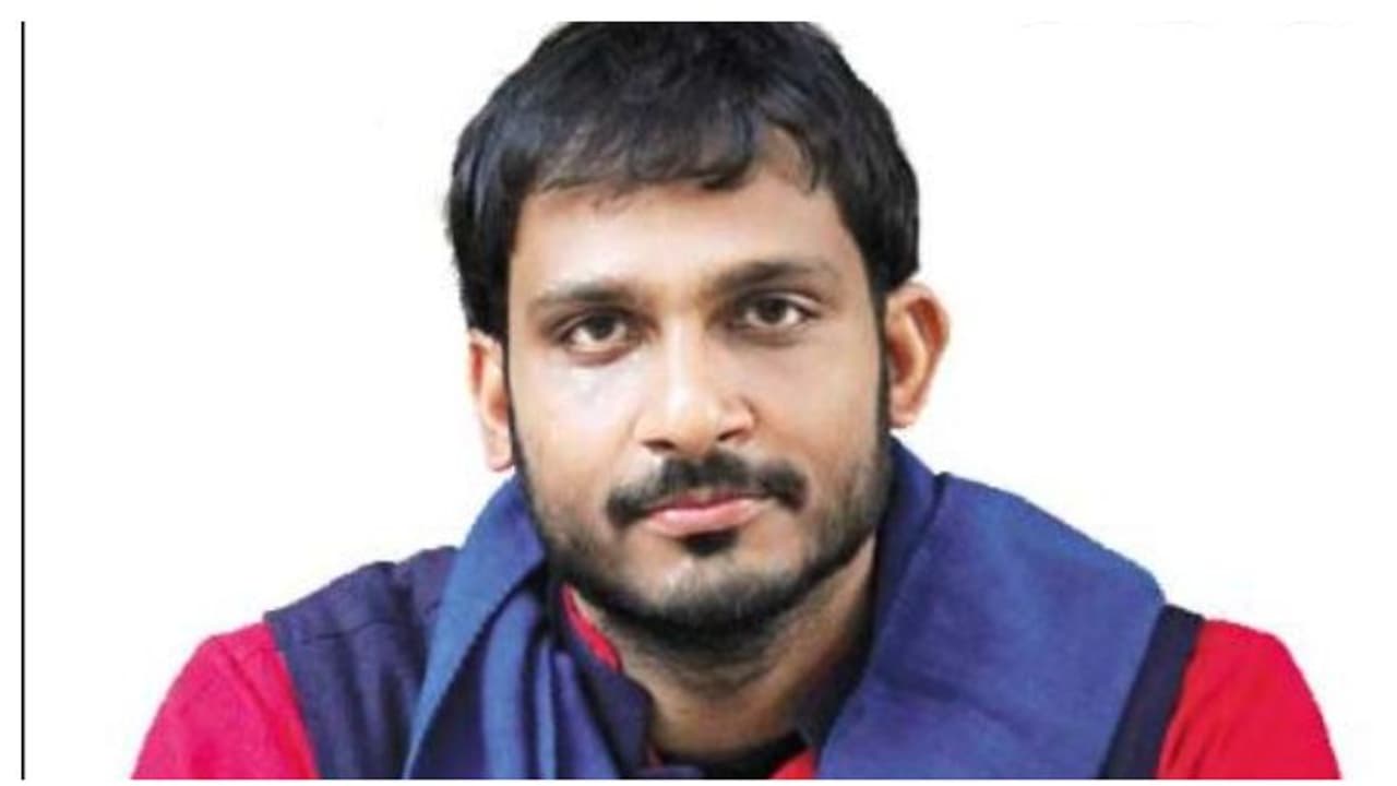 'സാഹിത്യ അക്കാദമി പുരസ്കാര ജേതാവ് നിലോത്പൽ മൃണാൾ ബലാത്സംഗം ചെയ്തു'; പരാതിയുമായി യുവതി 'സാഹിത്യ അക്കാദമി പുരസ്കാര ജേതാവ് നിലോത്പൽ മൃണാൾ ബലാത്സംഗം ചെയ്തു'; പരാതിയുമായി യുവതി