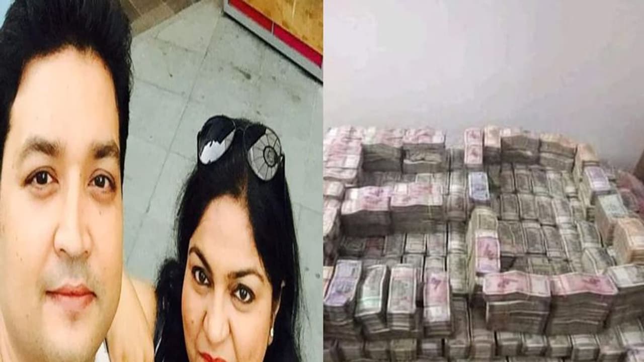 IAS पूजा सिंघल: सबसे कम उम्र में बनी ऑफीसर, तलाक के बाद सोशल मीडिया दोस्त से की दूसरी शादी