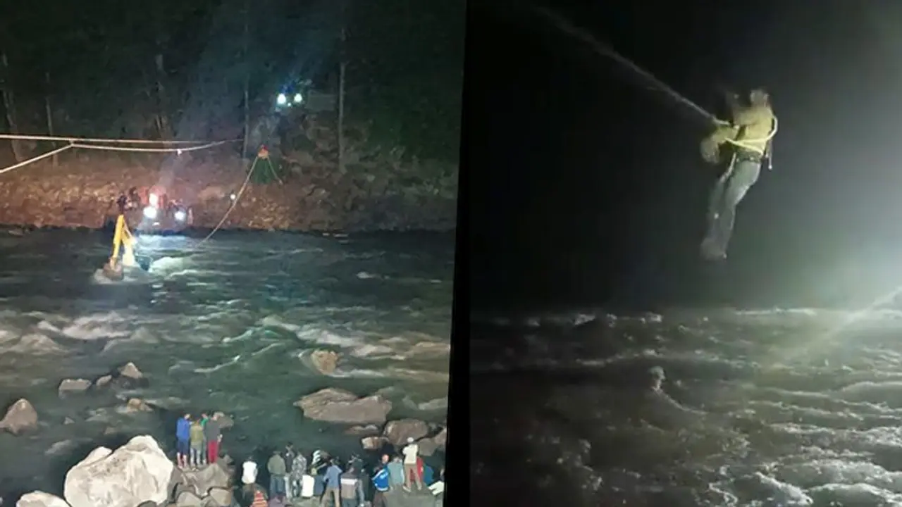 Indian Army Jawans rappels across J&K’s Chenab River to rescue youth; watch