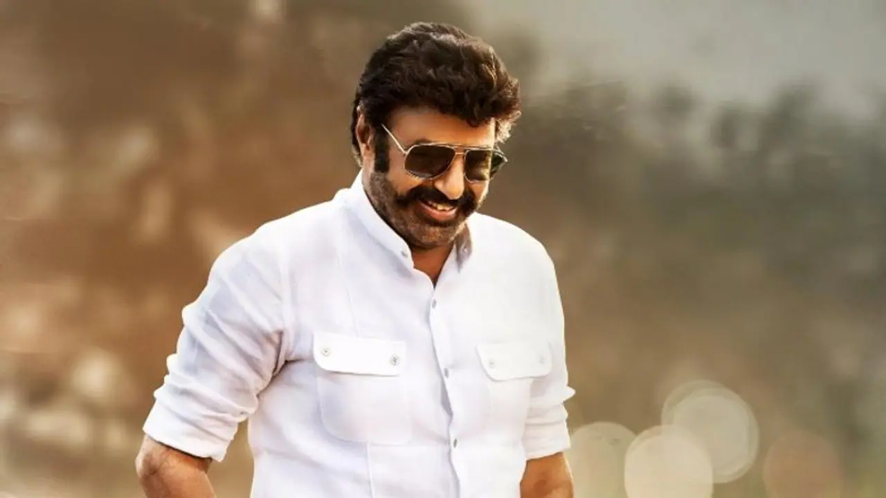 Balakrishna: 'ఎఫ్ 3' చూసాక స్క్రిప్టు మార్చమన్న బాలయ్య? Balakrishna: 'ఎఫ్ 3' చూసాక స్క్రిప్టు మార్చమన్న బాలయ్య?