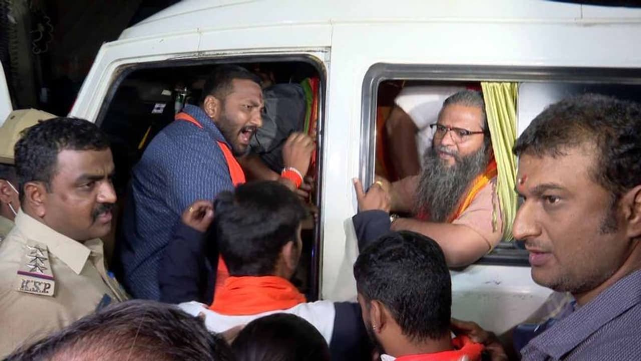 Bengaluru: ಸಿಲಿಕಾನ್‌ ಸಿಟಿಯಲ್ಲಿ ಆಜಾನ್‌ ವಿರುದ್ಧ ಸುಪ್ರಭಾತಕ್ಕೆ ತಡೆ